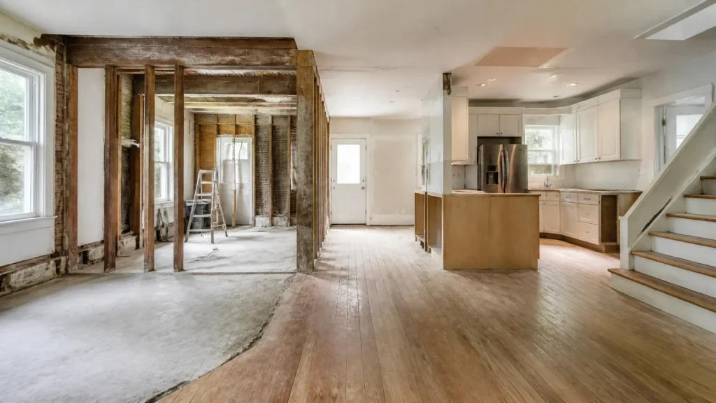 Quel budget faut-il pour rénover entièrement une maison ? Guide complet